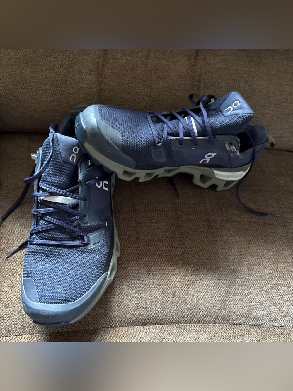On Cloud Shoes Men US 11 Navy Wander Waterproof Running Hiking Trainers EU 45